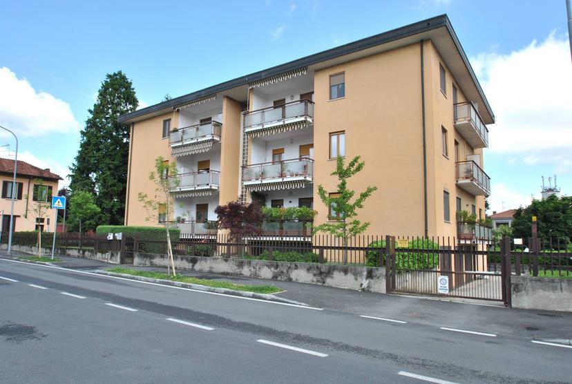 Trilocale in Via Fratelli Cervi 1, Vimercate — foto 4 di 5