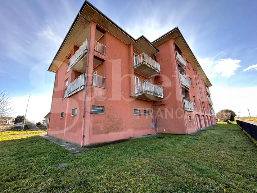 Quadrilocale in Via Olivetti 14, Scaldasole — foto 5 di 5