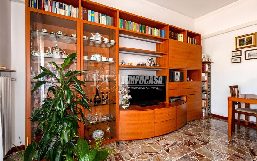 Trilocale in Via Fratelli Bandiera, Reggio nell'Emilia — foto 4 di 5