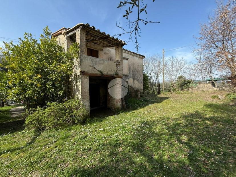 Casa indipendente in Vocabolo Spezzano, Montebuono — foto 5 di 5