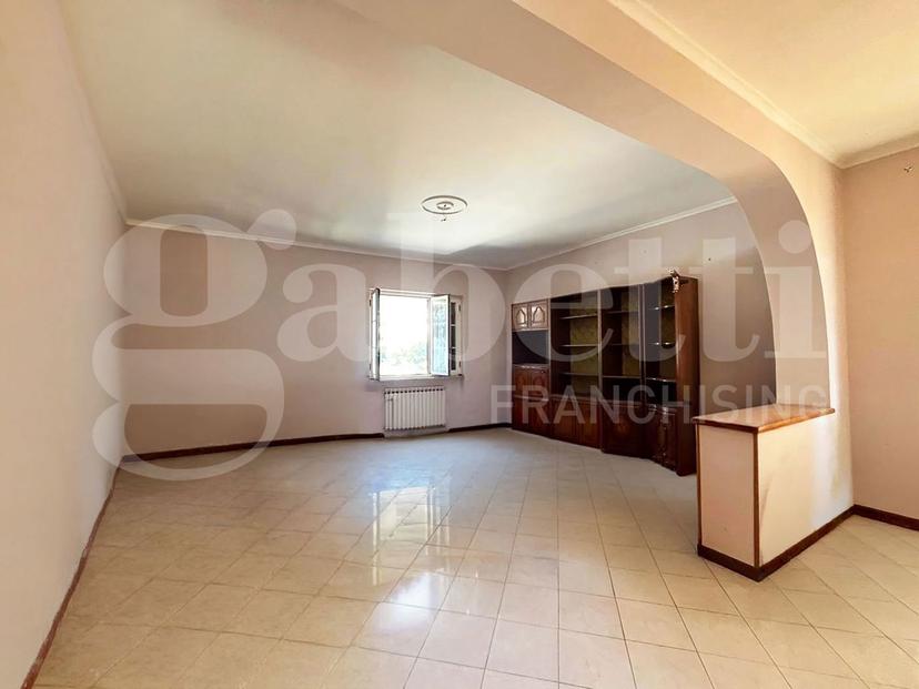Casa indipendente in Via Matese 10, Piedimonte Matese — foto 2 di 5