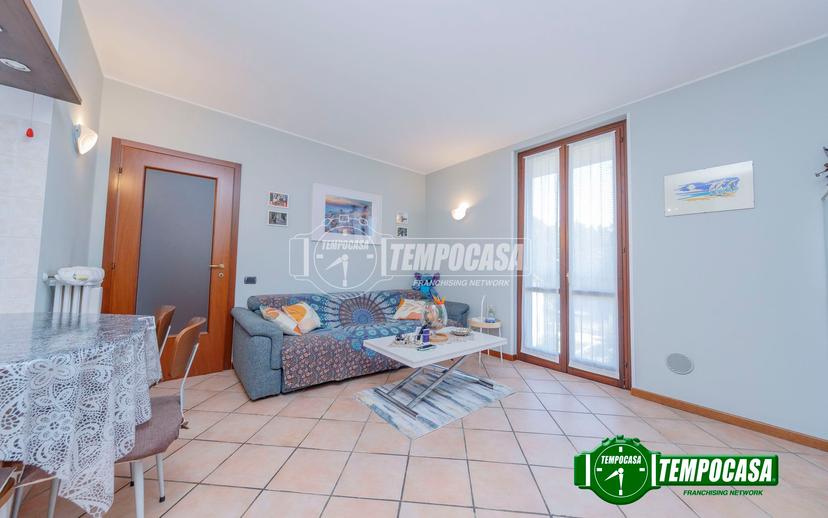 Bilocale in Via Luigi Einaudi, Vernate — foto 5 di 5