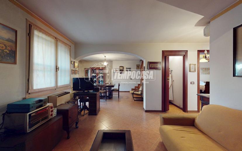 Casa indipendente in Via Cantone 39, Reggiolo