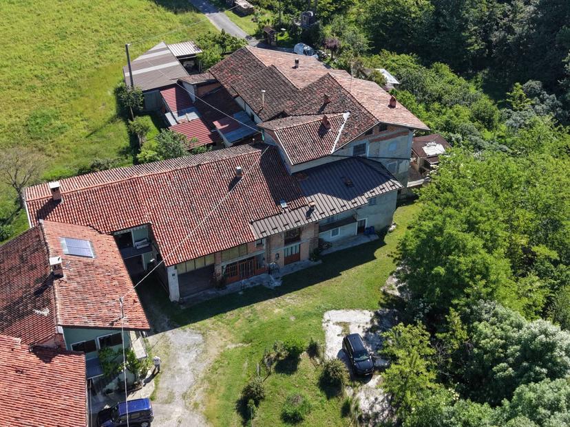 Casa indipendente in Strada di Gratteria 15, Mondovì — foto 4 di 5
