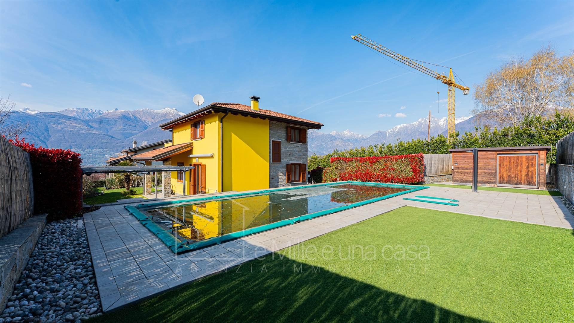 Villa in Via al Guado, Colico