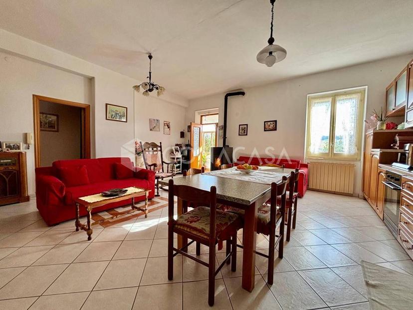 Villa bifamiliare in Contrada Colle Calcioni 37, Petacciato — foto 2 di 5