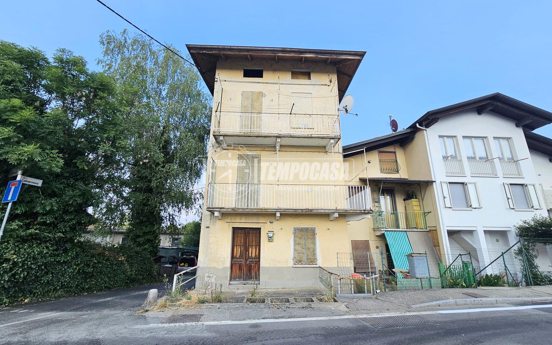 Appartamento in Via Giuseppe Garibaldi, Vigliano Biellese