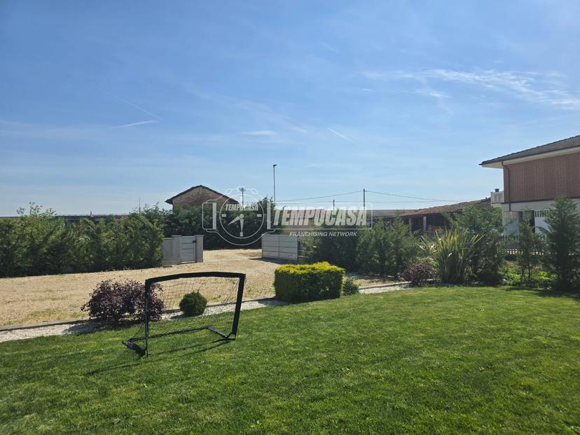 Casa indipendente in Strada Caporali 66/a, Caramagna Piemonte — foto 3 di 5