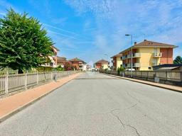 Villa in Via Aldo Moro 39, Genola