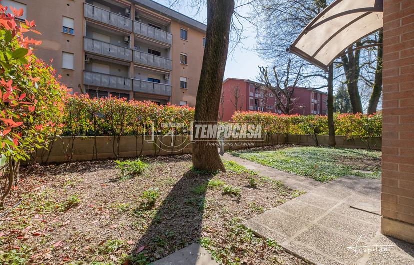 Trilocale in Piazza della Terra 9, San Martino in Rio — foto 2 di 5