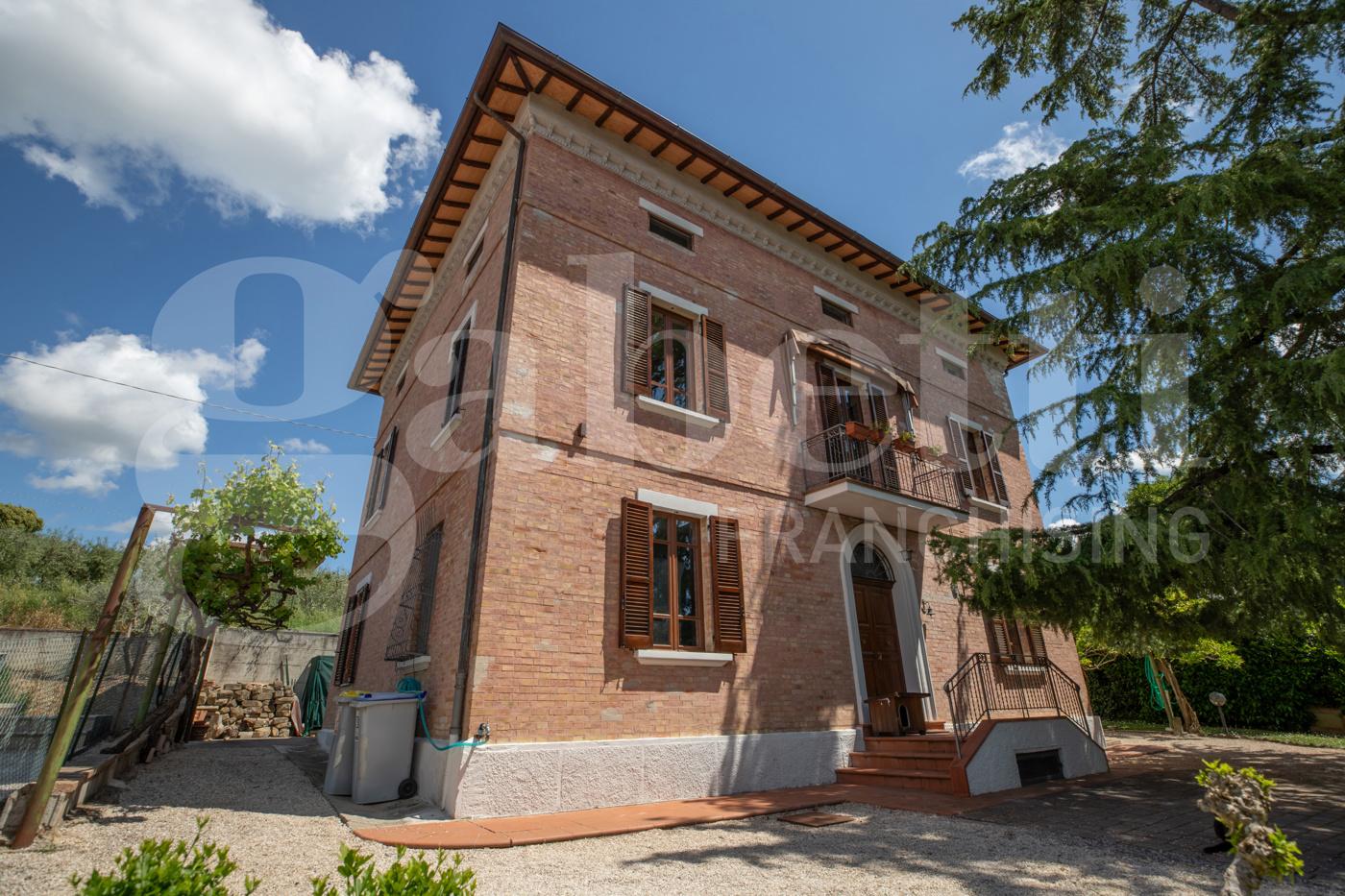 Casa indipendente in Via Gualdese 38, Perugia