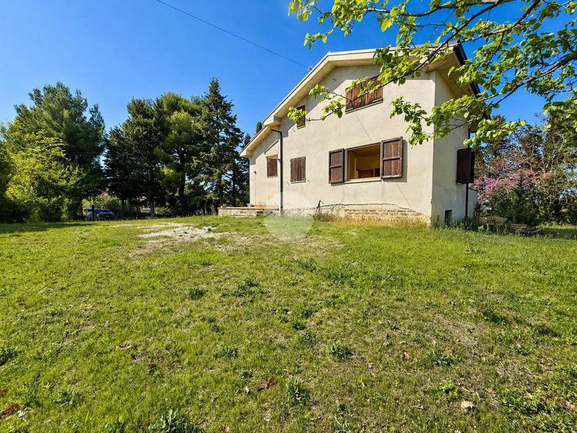 Casa indipendente in Contrada San Savino 13, Civitanova Marche — foto 3 di 5