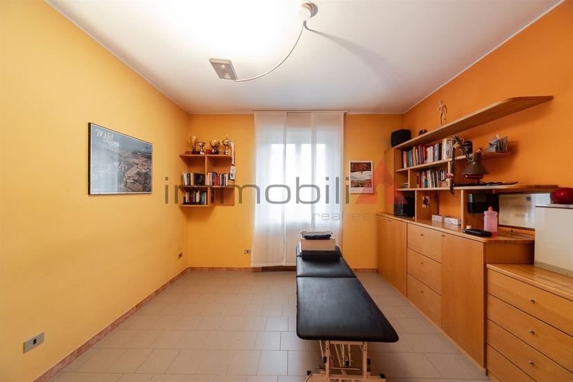 Villa a schiera, Nova Milanese