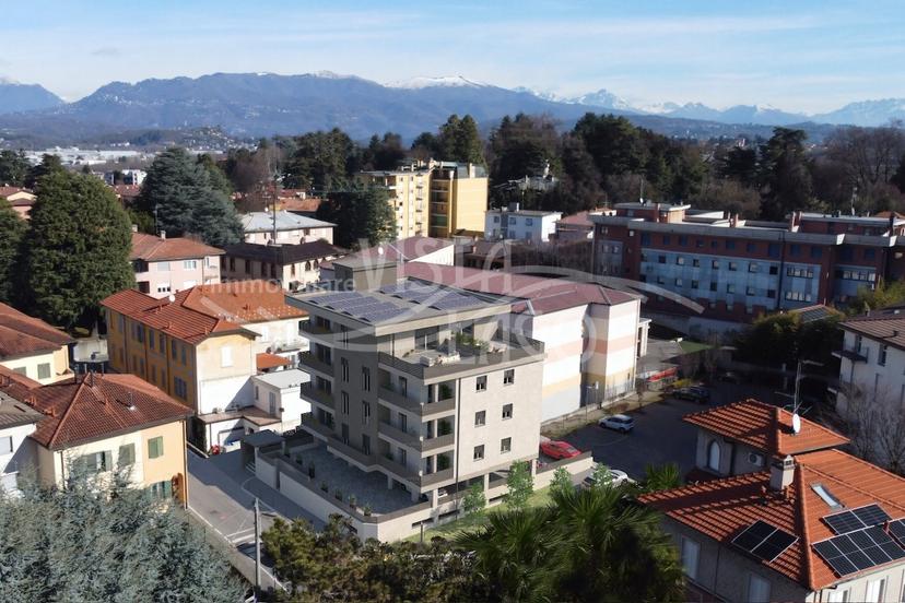 Attico in Via Trieste Angolo Via Scalabrini, Fino Mornasco