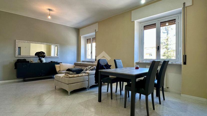 Trilocale in Via Vittorio Emanuele Orlando 39, Ascoli Piceno — foto 3 di 5