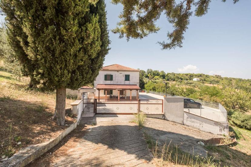 Villa unifamiliare in Via Madonna degli Angeli, Città Sant'Angelo — foto 5 di 5