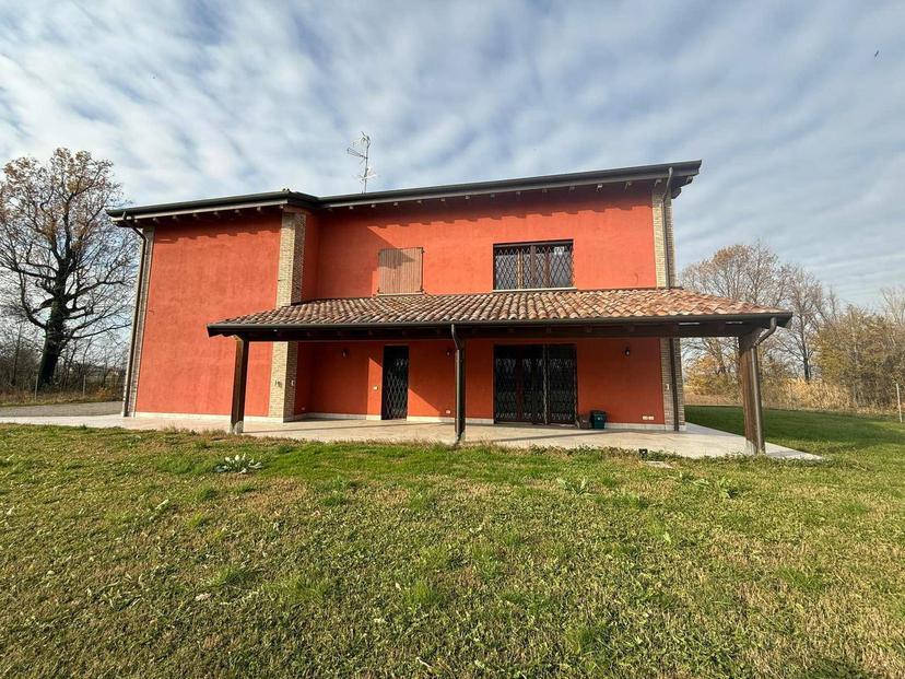 Appartamento in Via Commenda, Castelfranco Emilia — foto 2 di 5