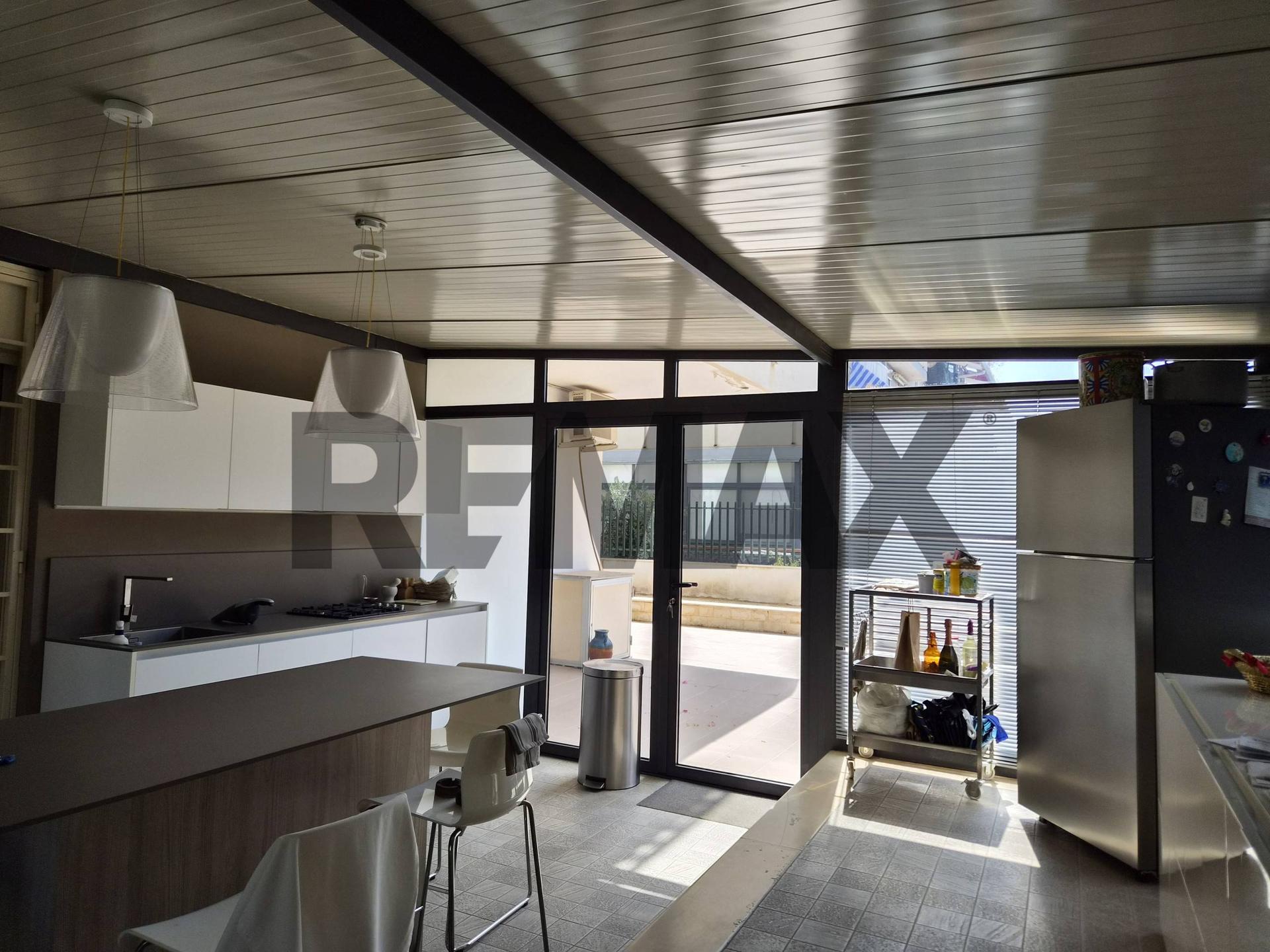 Appartamento in Via Rosario Nicosia 56/B, San Giovanni la Punta
