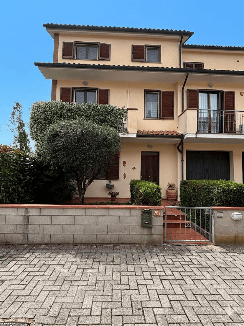 Villa a schiera, Terricciola — foto 2 di 5