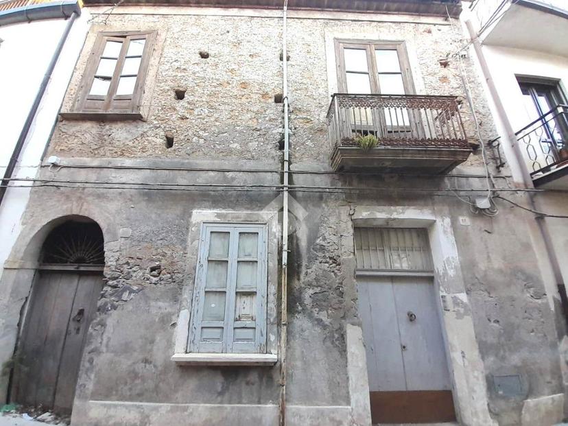 Casa indipendente in Via Francesco Branca, Castrovillari — foto 4 di 4