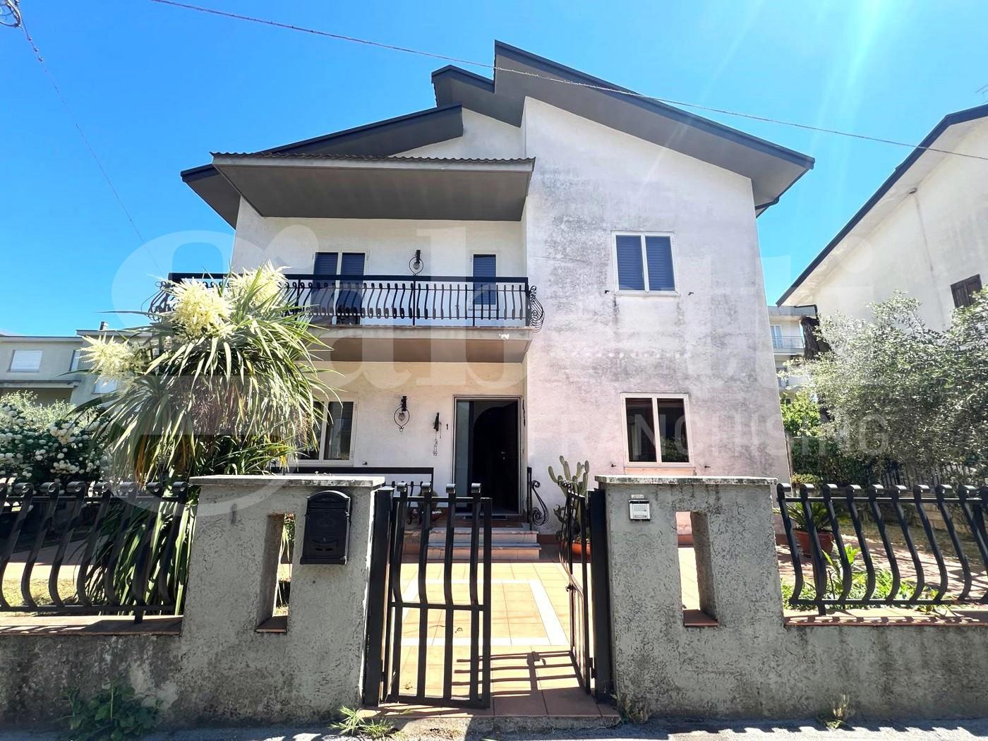 Villa in Via Alessandro Manzoni 1, Venafro