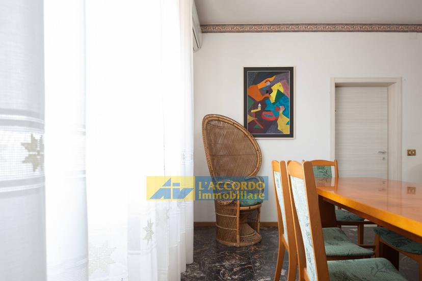Casa indipendente in Colle San Donato 41, Fara Filiorum Petri — foto 3 di 5