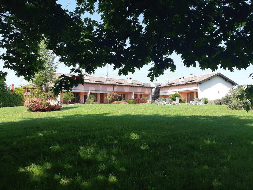 Villa, Castelletto sopra Ticino — foto 2 di 5