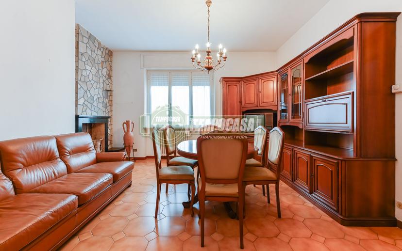 Trilocale in Via Belvedere 13, Bernareggio — foto 4 di 5