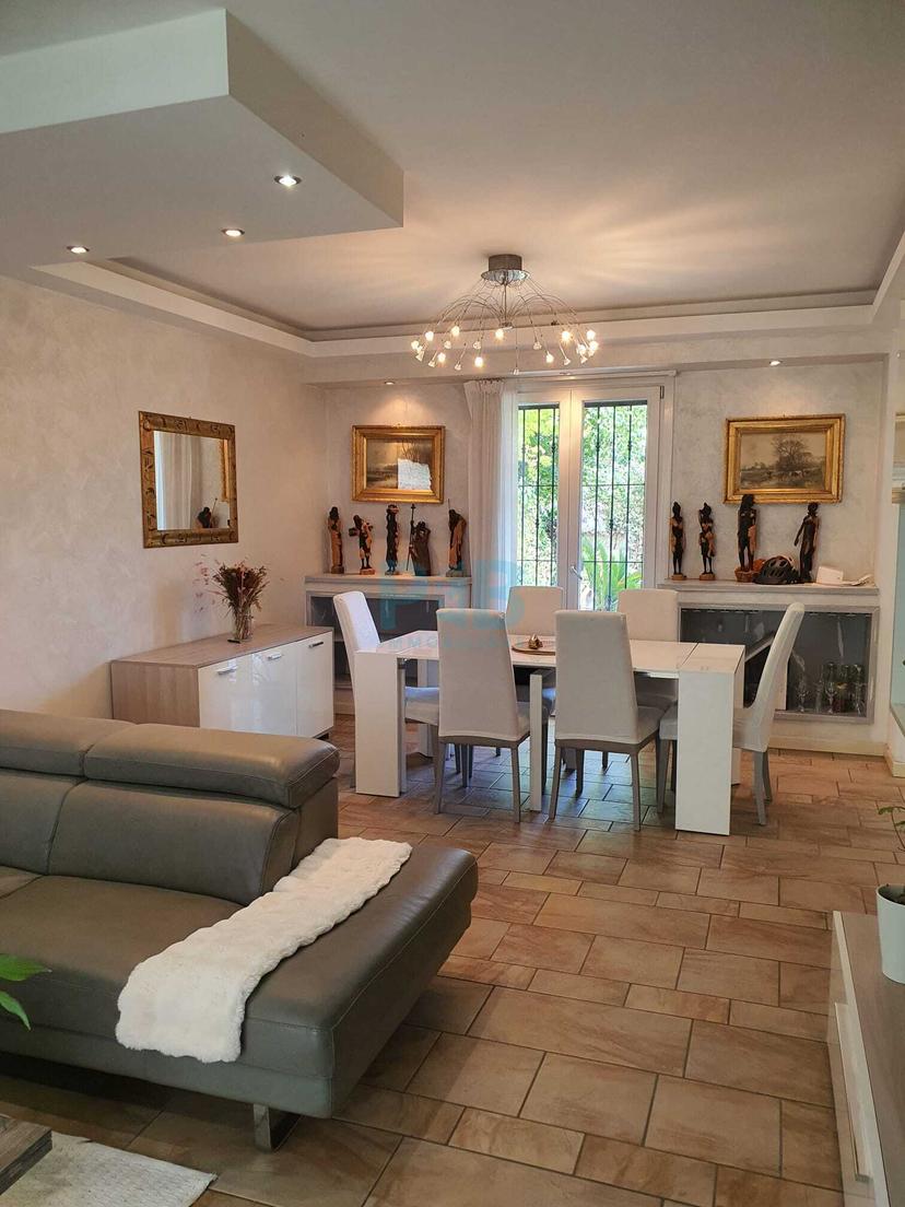 Villa bifamiliare in Via Sandro Pertini 30, Brescia — foto 2 di 5