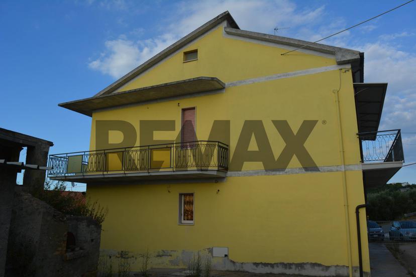 Casa indipendente in Contrada Fonte d\'Olmo 8, Montesilvano — foto 4 di 5