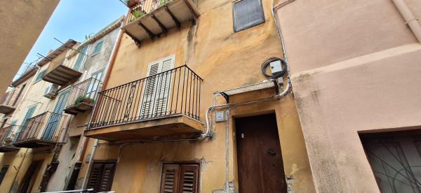 Monolocale in Via Arco, Santo Stefano di Camastra