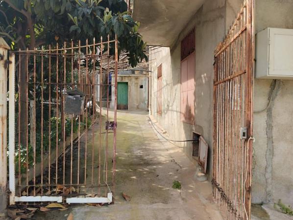 Trilocale in Contrada Canneto-San Giovanni, Caronia