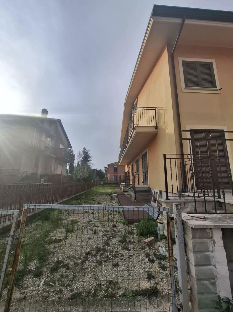 Villa a schiera in Via Beniamino Cataldi Snc, Isola del Liri — foto 5 di 5