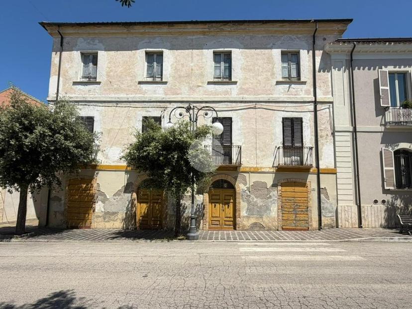 Casa indipendente in Corso Umberto I 43, Roseto degli Abruzzi — foto 4 di 5