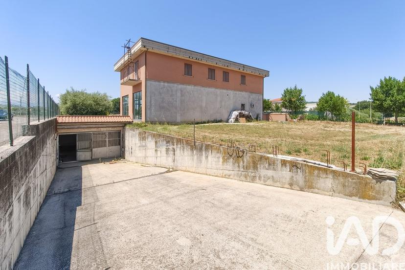 Villa in Via Giusseppe Ungaretti 10, Fermo — foto 3 di 5