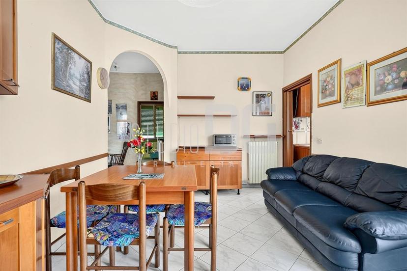 Trilocale in Via Pietro Maroncelli, Limbiate — foto 2 di 5