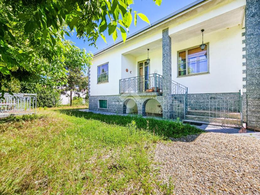 Casa indipendente in Via Aldo Diani 26, Alessandria — foto 3 di 5