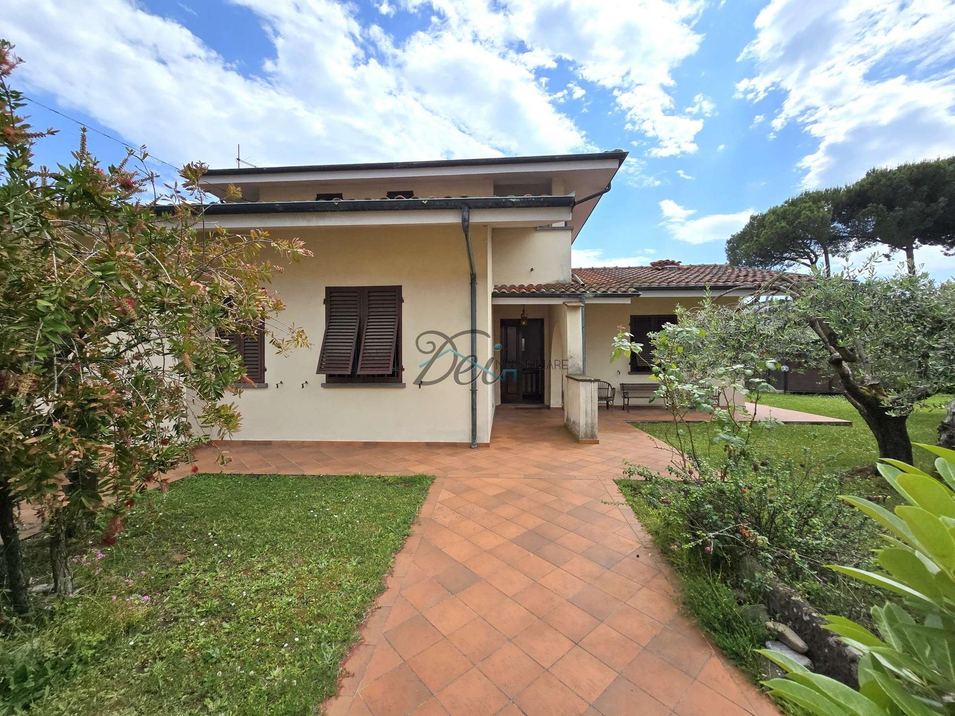 Villa unifamiliare in Via Sbarra, Porcari