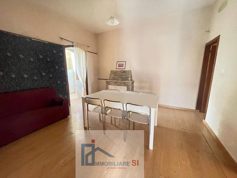 Casa indipendente in Contrada Cardilli, Sant'Angelo a Cupolo
