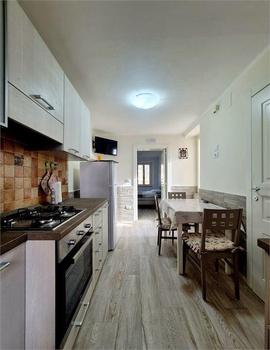 Trilocale in Via Montelauro 50, Loreto Aprutino — foto 2 di 5