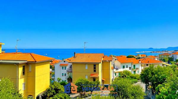 Villa bifamiliare in Via della Cornice, Pietra Ligure — foto 4 di 5