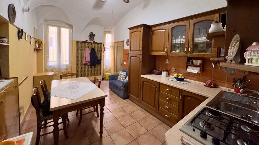 Trilocale in Via Diaz 10, Borghetto Santo Spirito — foto 2 di 5