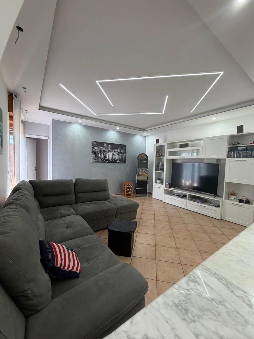 Trilocale in Via Montecatini, San Giovanni la Punta — foto 2 di 5