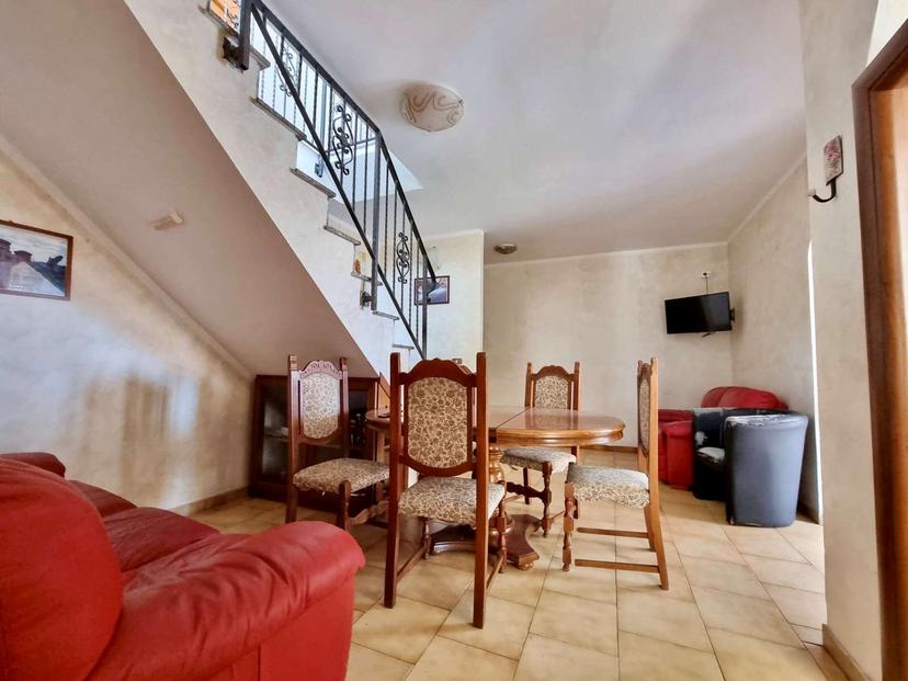 Appartamento in Via Martiri di Cefalonia, Catanzaro
