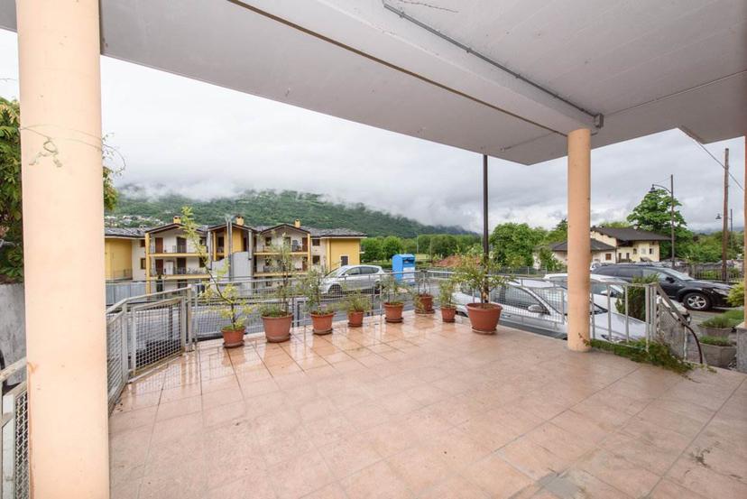 Trilocale in Via Aosta, Quart