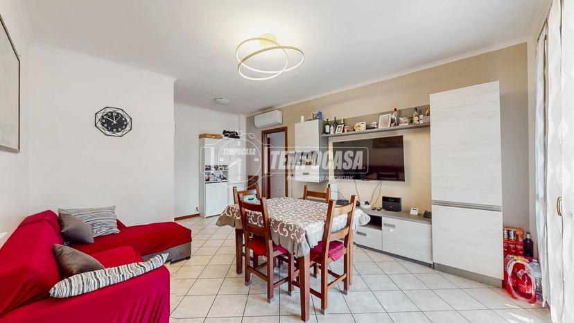 Trilocale in Via Lago di Garda 51, Castelfranco Emilia — foto 2 di 5