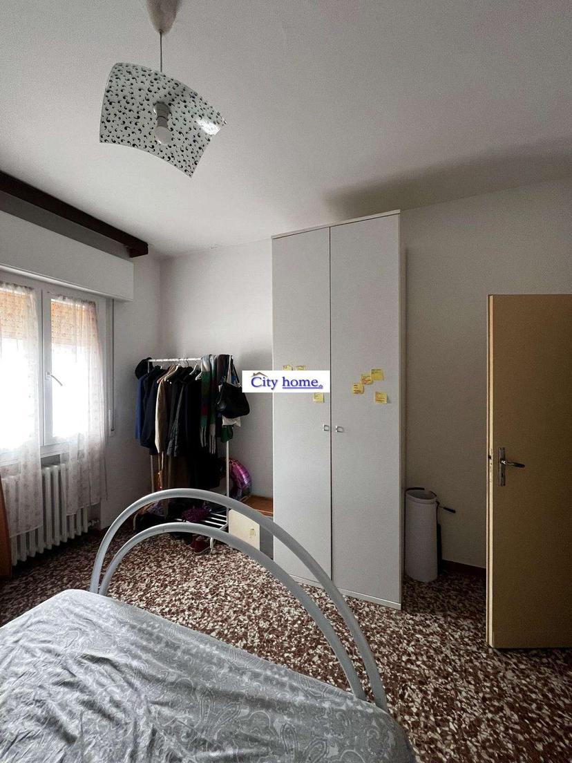 Stanza in casa indipendente, Ferrara