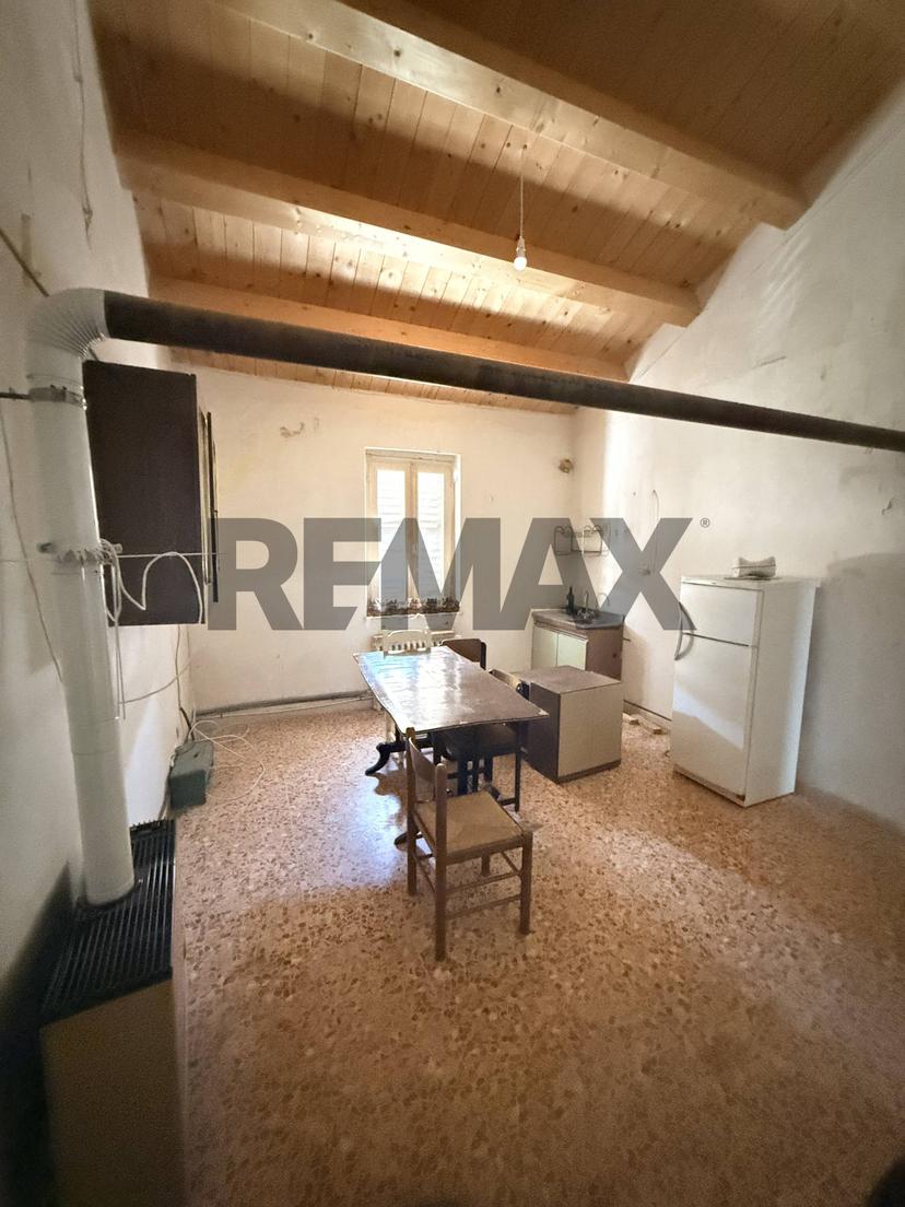 Casa indipendente in Cesare Battisti 52, Maiolati Spontini — foto 4 di 5