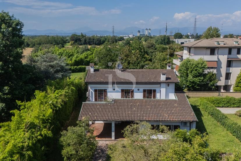 Villa in Via Silvio Pellico  16, Agrate Brianza — foto 5 di 5