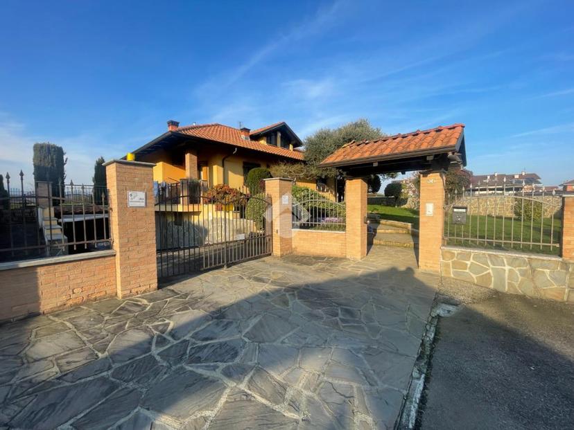 Villa in Via Str. Ruale, San Giusto Canavese — foto 4 di 5